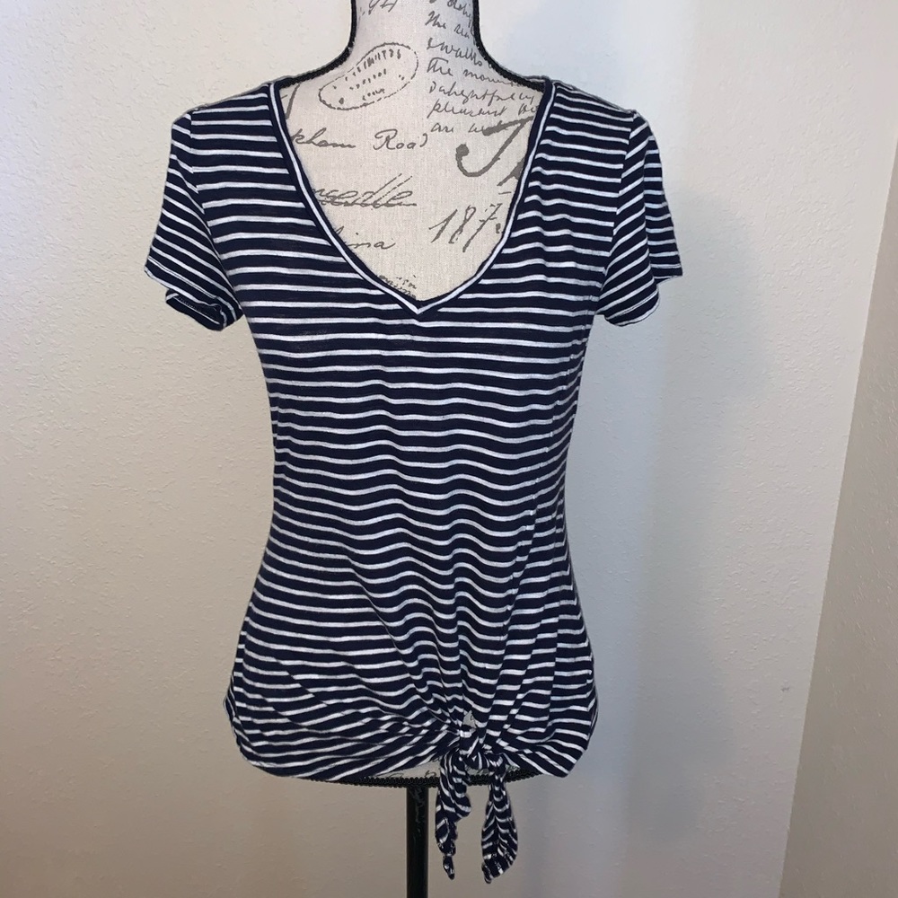 Express One Eleven Top